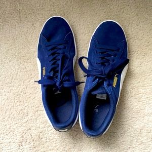 Blue puma sneakers women’s 8.5